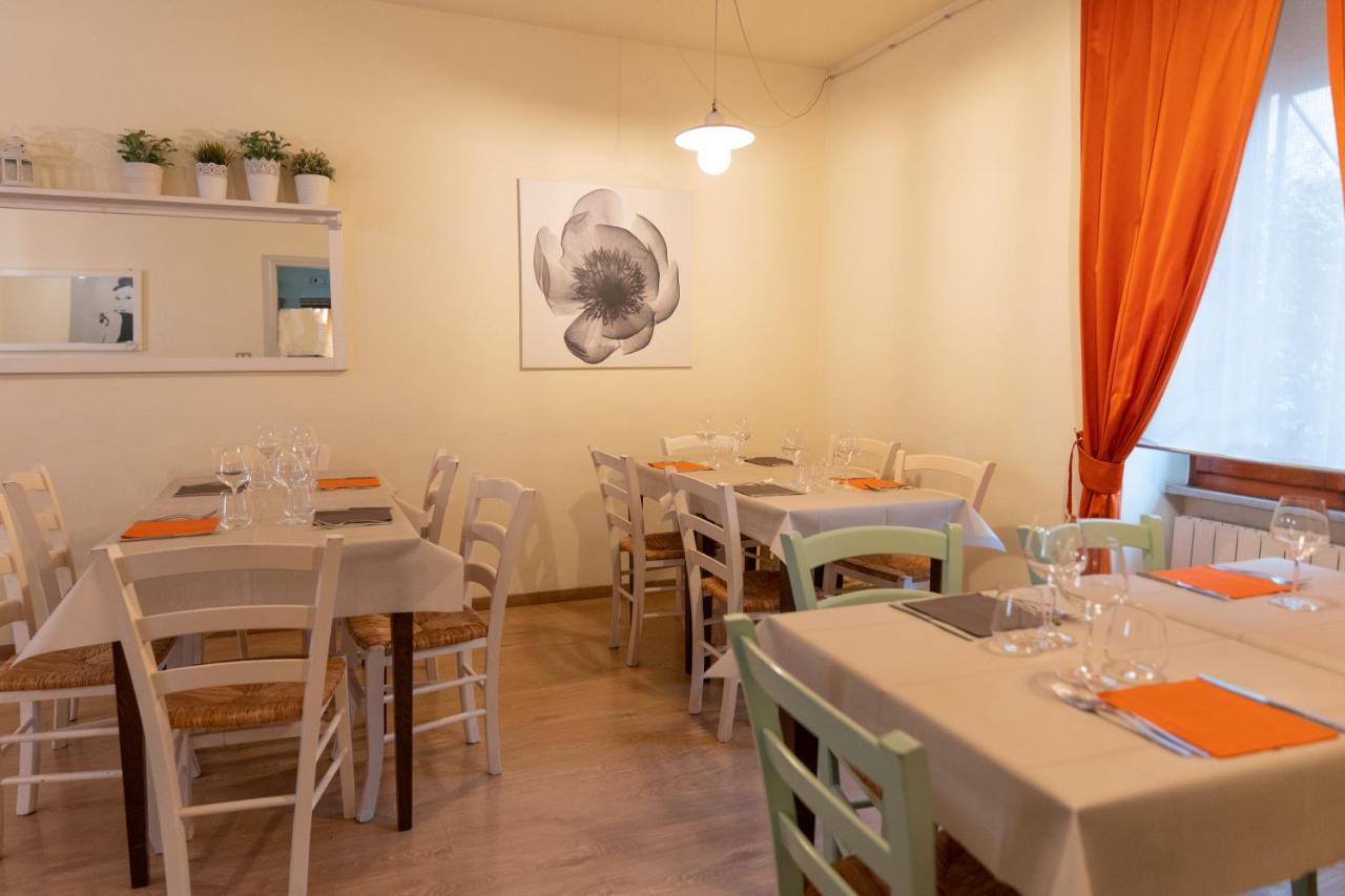 Il Borgo Ristorante Pizzeria Camere Acquapendente Exterior photo